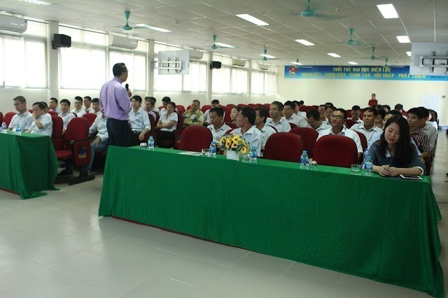 Ông Nguyễn Hữu Long phát biểu khai mạc chương trình đào tạo