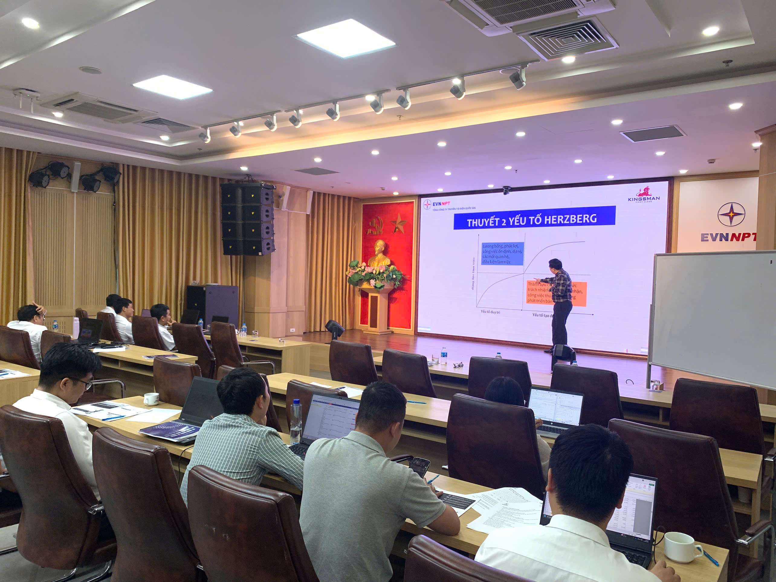 z7055082072383_1568a0d73d93da1f0f0647ba359cc9c0