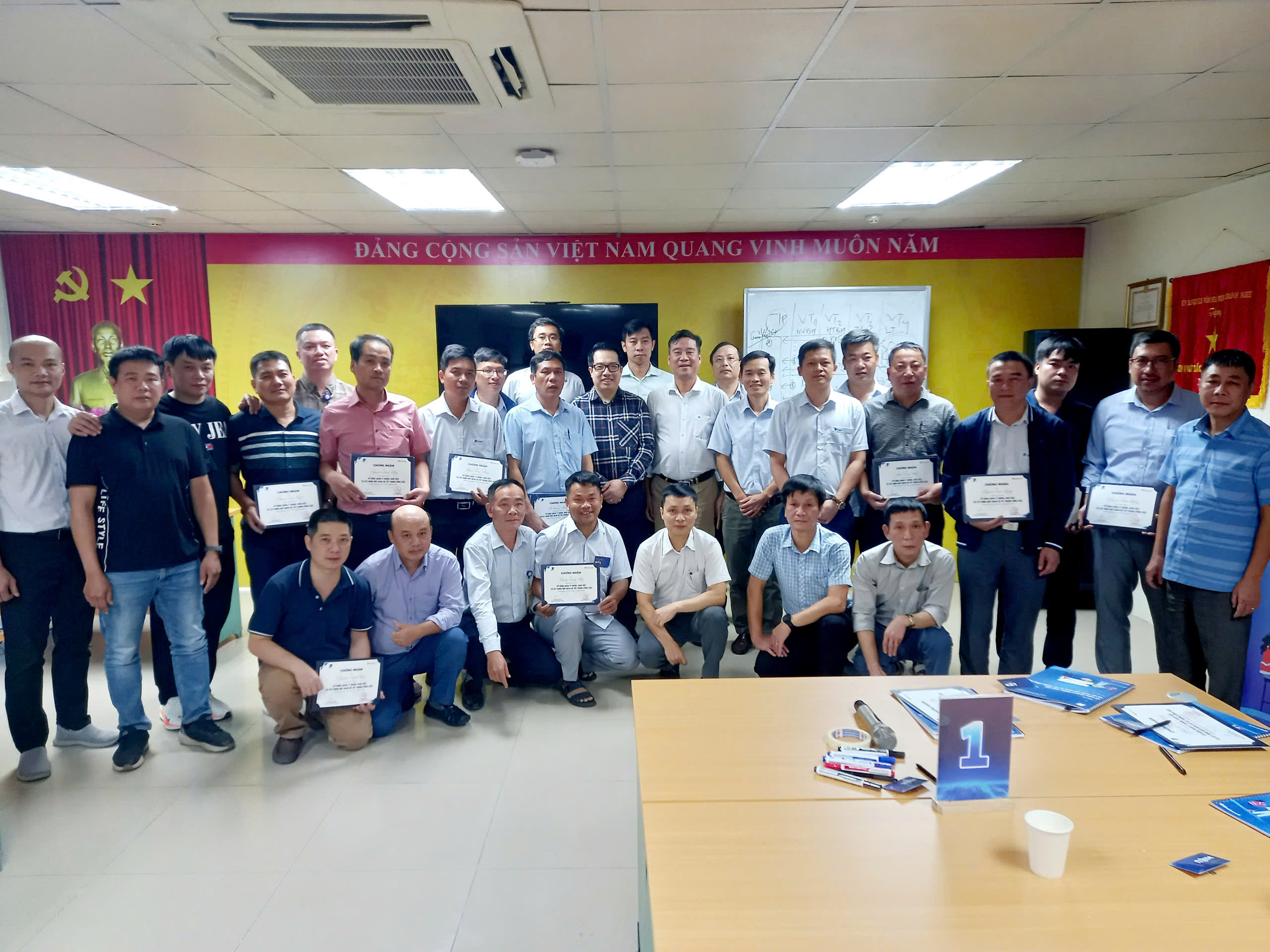 z6004445587950_3d66b1d29bde82b15f14ea22246b5f35