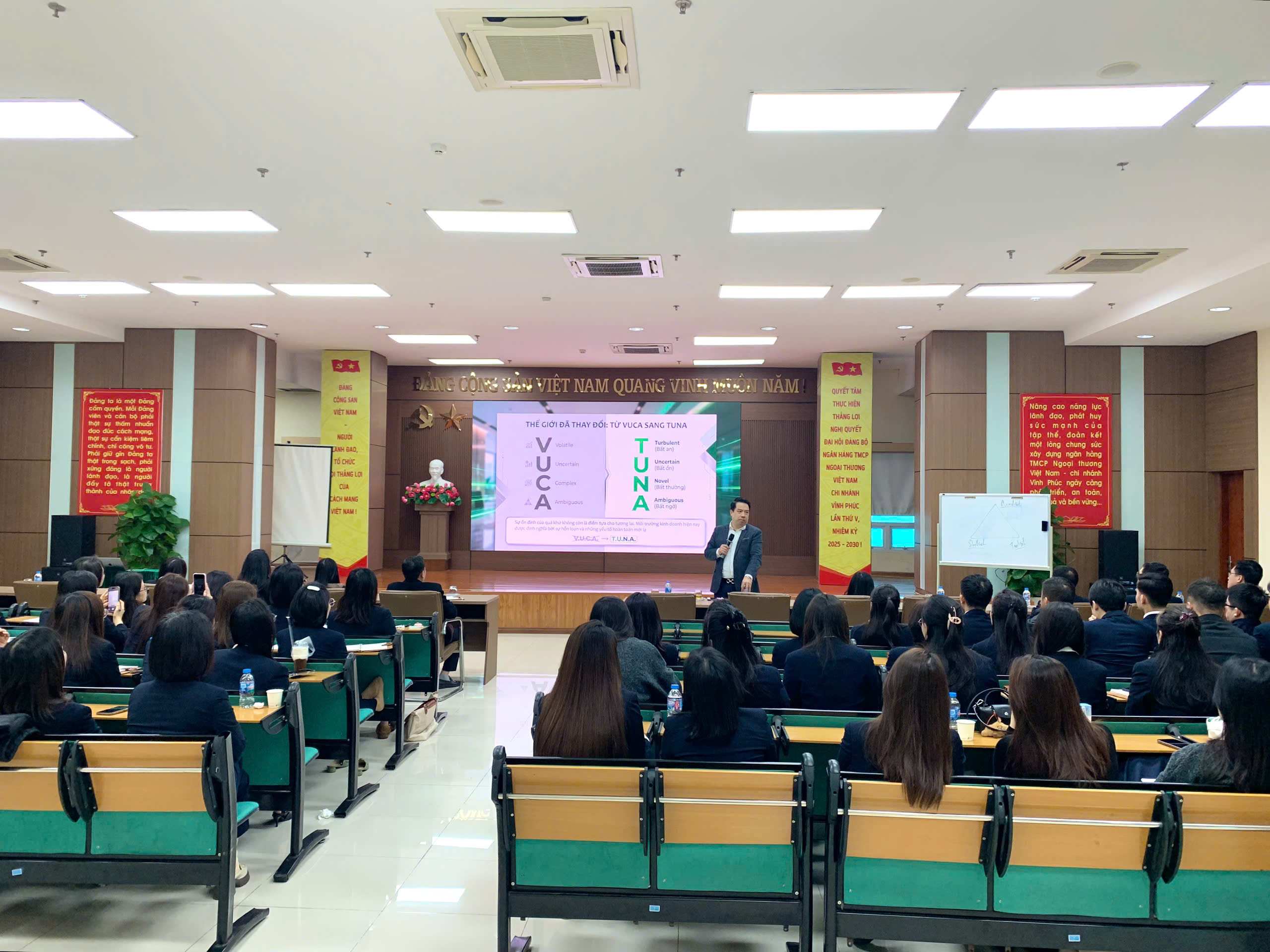 z7465607623647_5ed2ef0e78926c32d55c35620c6dff3e