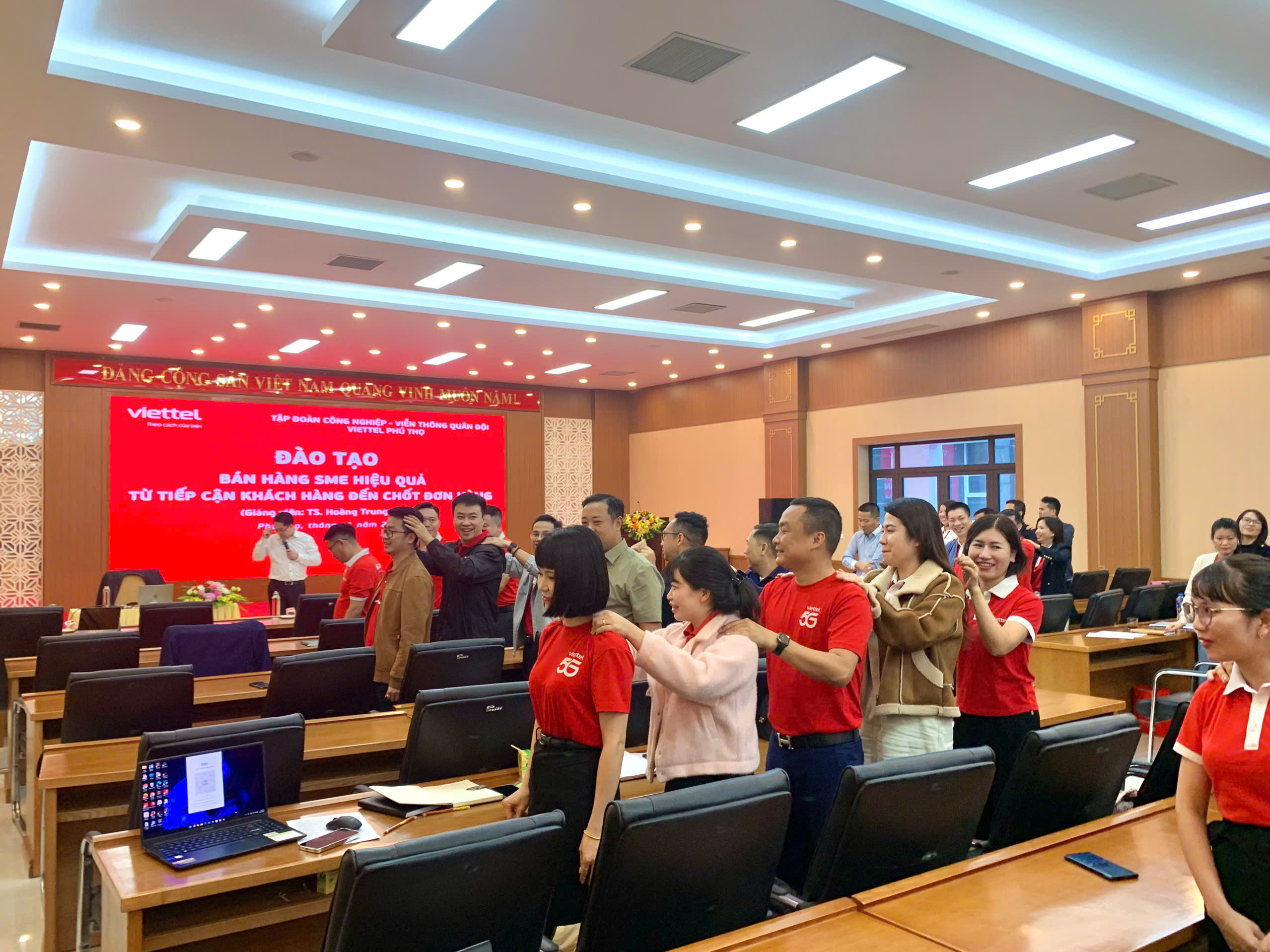 z7237337859393_a7cf19e923a6859dc848b889f5914455