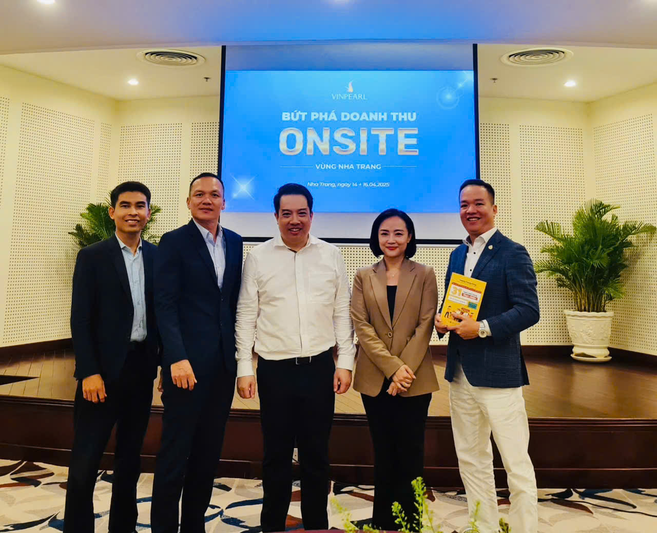 9d93a958fa6649381077